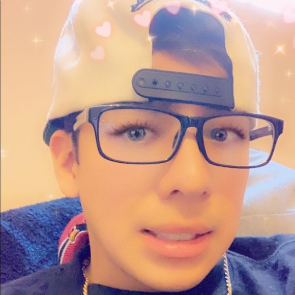 Meet your Posher, Eduardo - Picture 1 of 1